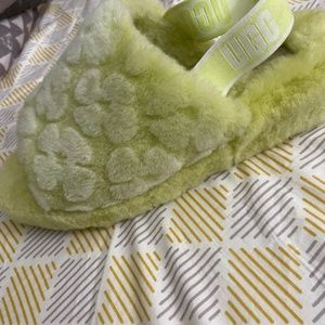Ugg slides light green  size 10